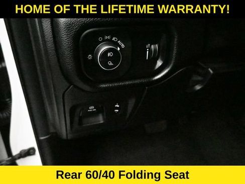 Used 2020 RAM 1500 Big Horn AWD/4WD image 16