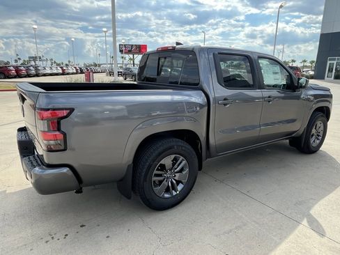 New 2026 Nissan Frontier SV image 2