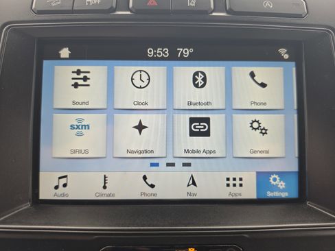 Used 2018 Ford Expedition XLT w/ Equipment Group 202A AWD/4WD image 32