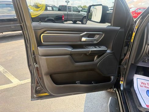 Used 2025 RAM 1500 Big Horn AWD/4WD image 23