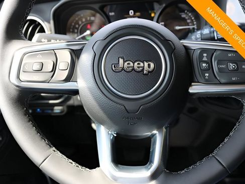 New 2025 Jeep Wrangler Unlimited Sahara AWD/4WD image 21