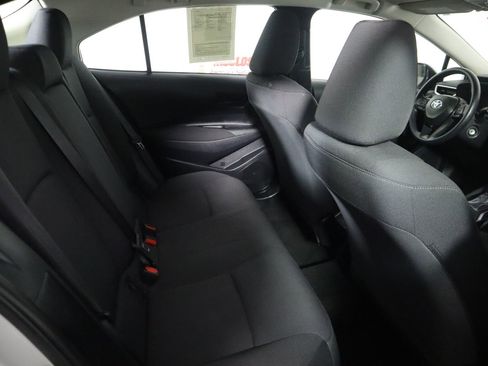 Used 2025 Toyota Corolla LE image 42