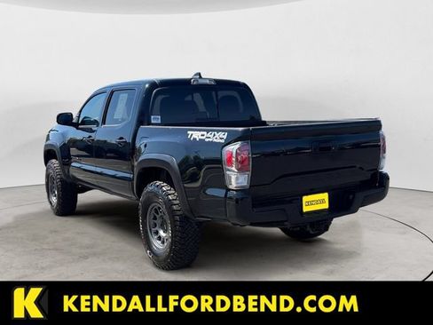 Used 2021 Toyota Tacoma TRD Off-Road w/ TRD Premium Off Road Package AWD/4WD image 7