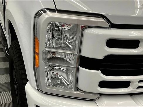 Used 2023 Ford F250 XLT AWD/4WD image 33
