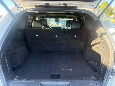 Used 2019 Jeep Grand Cherokee Altitude AWD/4WD image 28