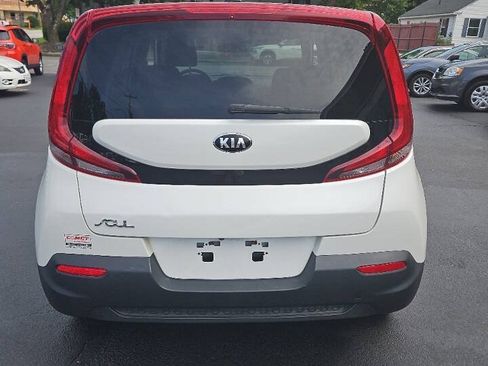 Used 2021 Kia Soul LX FWD image 5