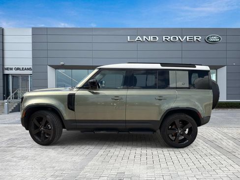 Used 2024 Land Rover Defender 110 S AWD/4WD image 2