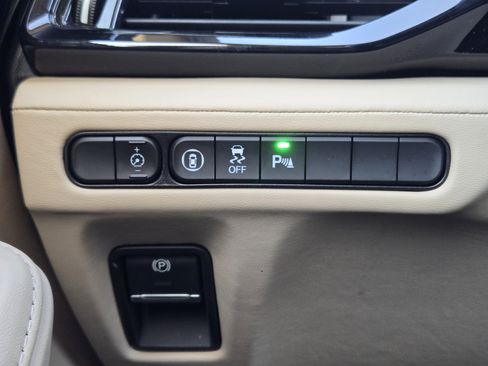 Certified 2023 Acura MDX SH-AWD w/ Technology Package image 22