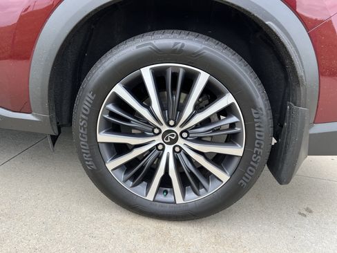 Used 2022 INFINITI QX60 Sensory w/ Cargo Package FWD image 13