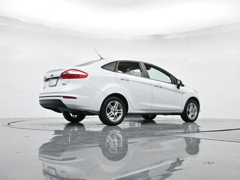 Used 2018 Ford Fiesta SE image 29