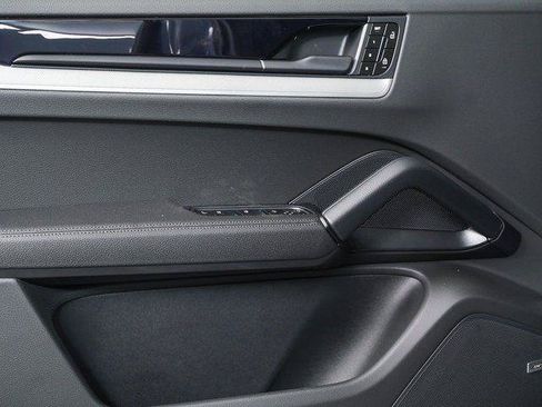 New 2026 Porsche Cayenne S AWD/4WD image 6