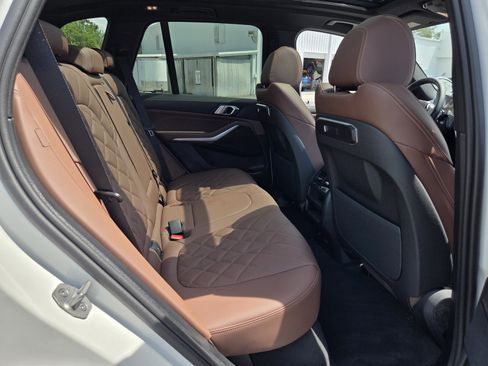 New 2026 BMW X5 sDrive40i RWD image 16