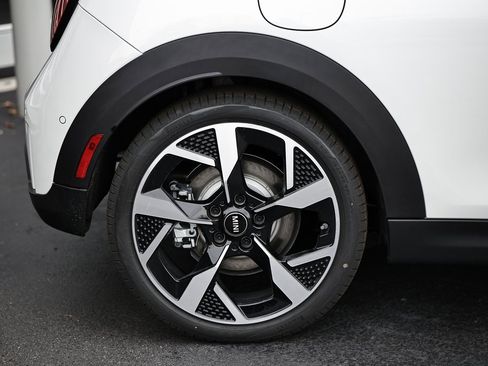 New 2026 MINI Cooper 2-Door Hardtop image 6