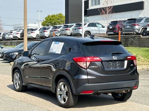 Used 2018 Honda HR-V LX image 28