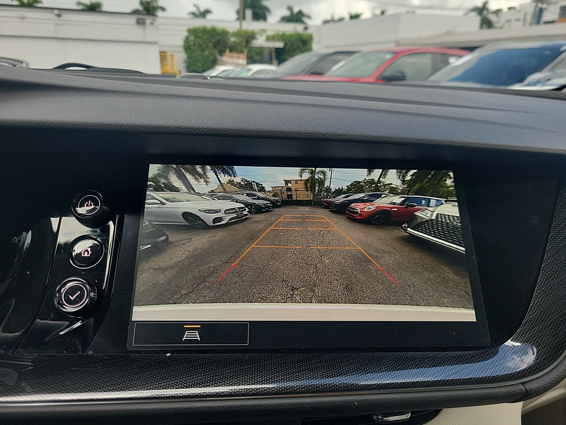 Used 2023 Buick Envision Essence AWD/4WD image 28