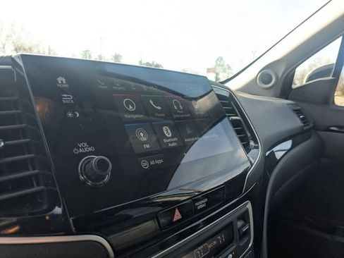 Used 2021 Honda Pilot Touring image 30