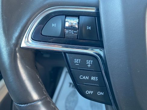 Used 2021 Lincoln Nautilus FWD w/ Equipment Group 101A image 23