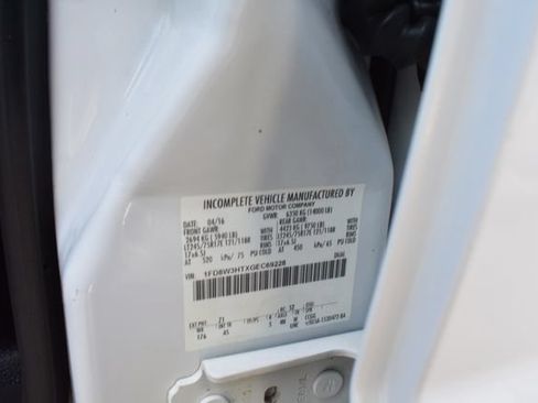 Used 2016 Ford F350 XL w/ Power Equipment Group AWD/4WD image 19