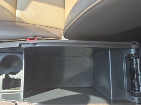 Used 2011 Chevrolet Malibu LTZ FWD image 23