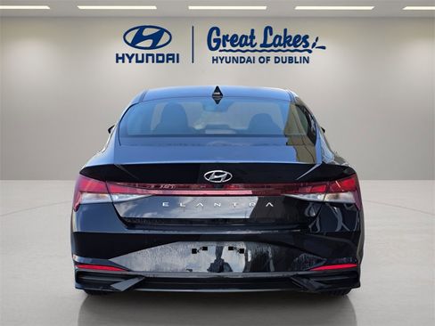 Used 2023 Hyundai Elantra SEL image 4