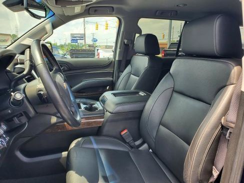Used 2019 Chevrolet Tahoe LT w/ Max Trailering Package AWD/4WD image 5