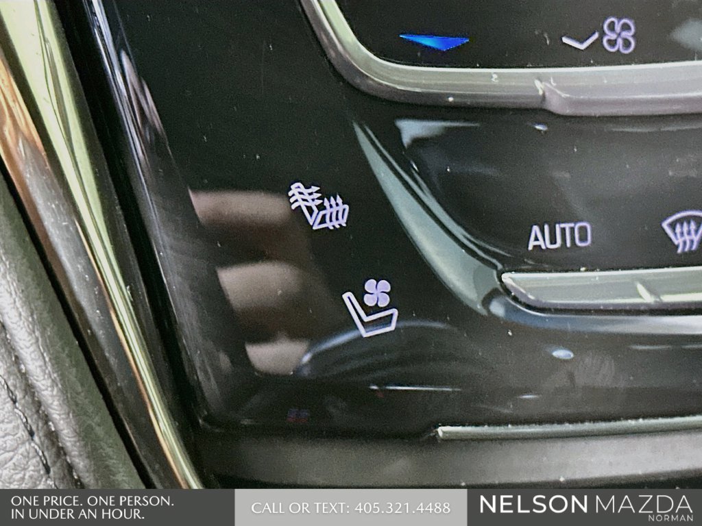 Used 2014 Cadillac CTS Luxury RWD image 23