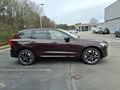New 2026 Volvo XC60 B5 Ultra w/ Protection Package Premier image 2