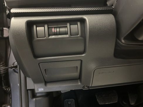 Certified 2024 Subaru Crosstrek 2.0i Premium image 12