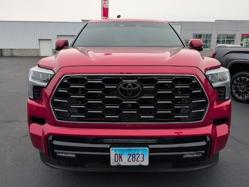 Used 2024 Toyota Sequoia Platinum image 3