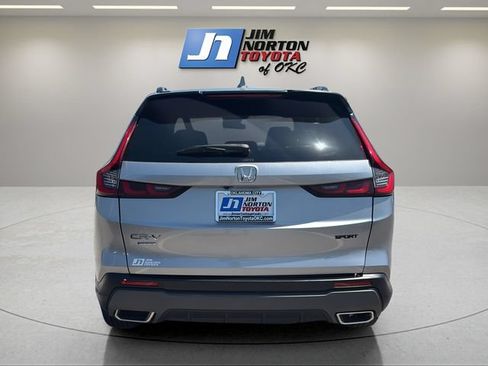 Used 2023 Honda CR-V Sport image 6