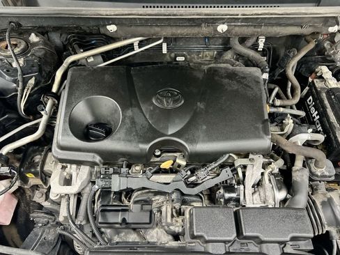 Used 2019 Toyota RAV4 XLE Premium w/ Advanced Technology Package AWD/4WD image 20