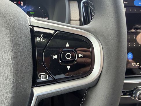 New 2026 Volvo XC90 T8 Plus w/ Protection Package AWD/4WD image 29