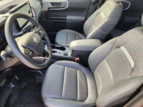 Certified 2025 Ford Bronco Sport Badlands image 9