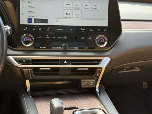 Used 2023 Lexus RX 350 Premium Plus w/ Cold Area Package FWD image 19