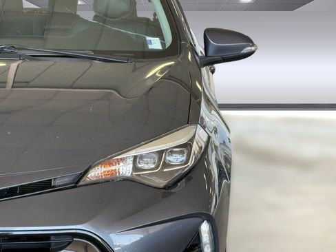 Used 2019 Toyota Corolla SE image 11