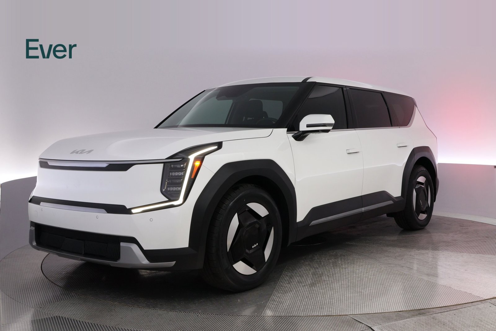 Used 2024 Kia EV9 Light Long Range RWD image 2