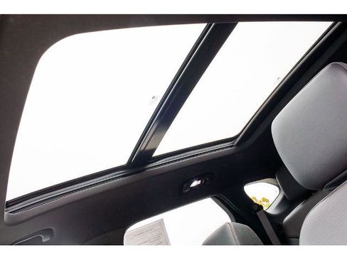 Used 2024 Chevrolet Blazer RS w/ Enhanced Convenience Package image 21