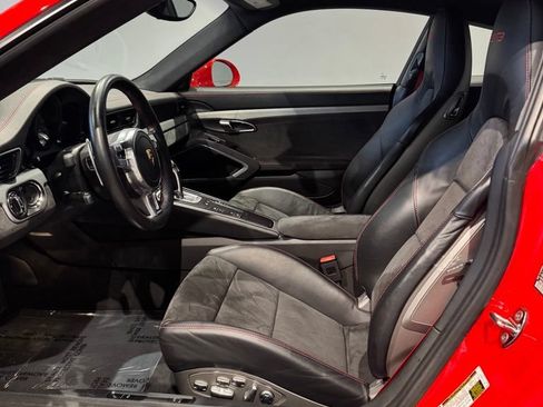 Used 2014 Porsche 911 GT3 w/ Sound Package Plus RWD image 12