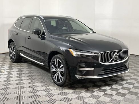 Used 2023 Volvo XC60 B5 Plus w/ Protection Package Premier image 2