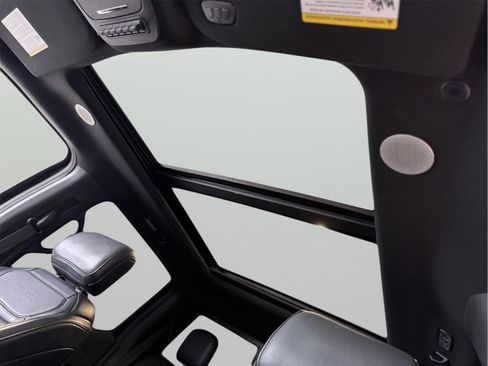 Certified 2022 Ford F150 Raptor w/ Equipment Group 801A High image 45