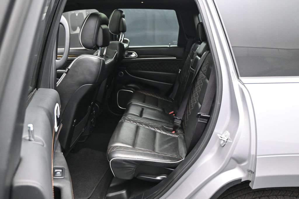 Used 2020 Jeep Grand Cherokee Summit AWD/4WD image 26