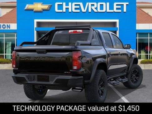 New 2026 Chevrolet Colorado ZR2 w/ Midnight Edition AWD/4WD image 4