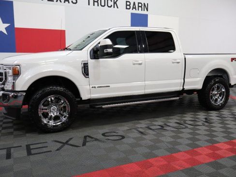Used 2020 Ford F250 Lariat w/ Lariat Value Package AWD/4WD image 2
