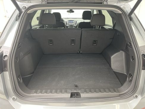 Certified 2023 Chevrolet Equinox LT w/ Driver Convenience Package image 28