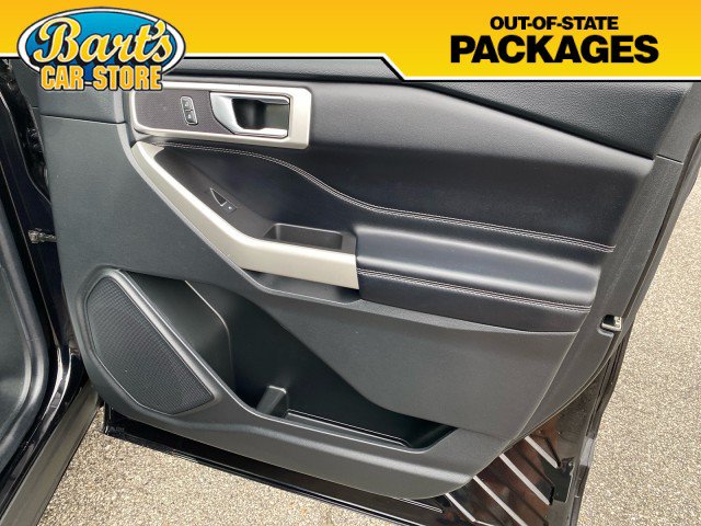 Used 2021 Ford Explorer XLT w/ Equipment Group 202A AWD/4WD image 16