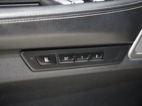 Used 2020 BMW 745e xDrive AWD/4WD image 21