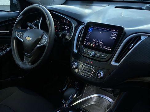 Used 2023 Chevrolet Malibu LT image 42