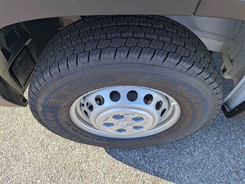 New 2026 RAM ProMaster 1500 w/ Convenience Group image 9