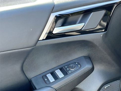 New 2026 Mitsubishi Outlander Trail Edition image 19