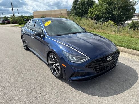 Used 2021 Hyundai Sonata SEL Plus w/ Tech Package FWD image 2